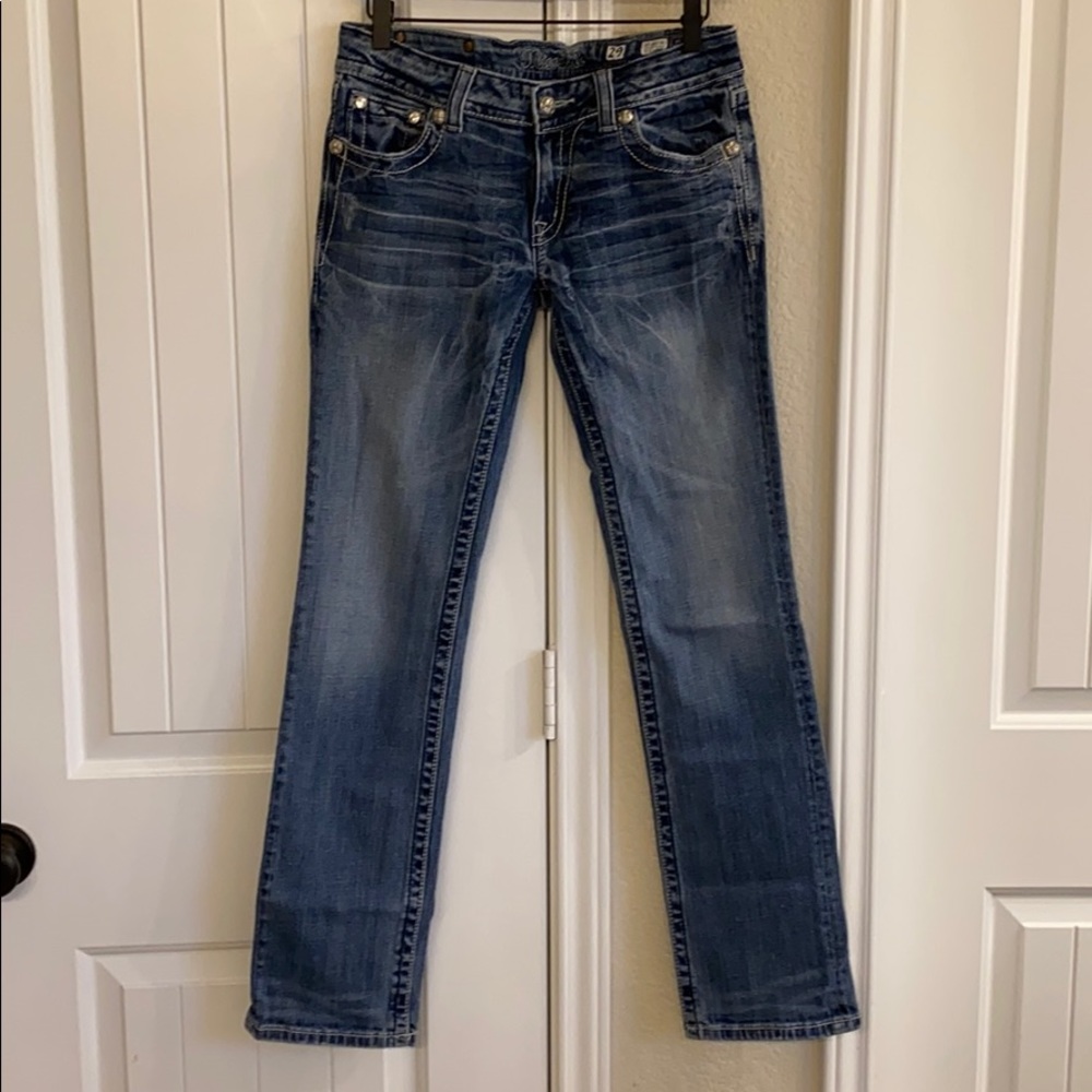Miss Me sz 29 straight leg jeans
